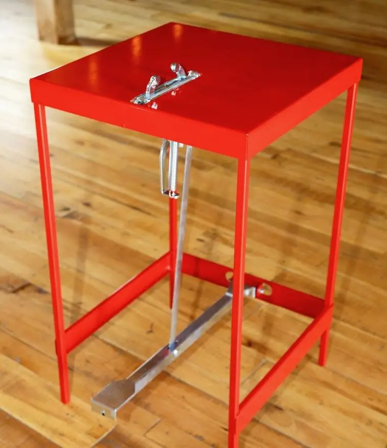 CRAFTMASTER WITH TABLE