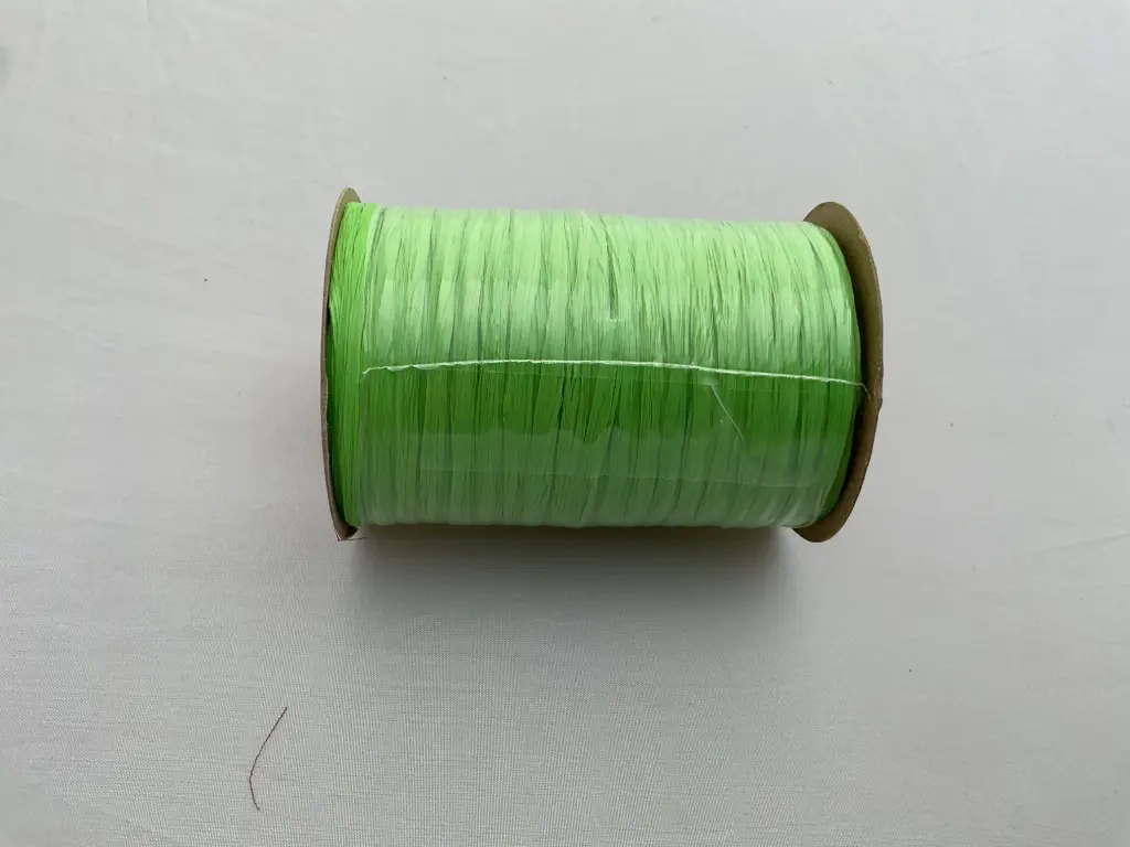 7660021 WRAPHIA II OLIVE GREEN 100 YD  12 Rolls per Case